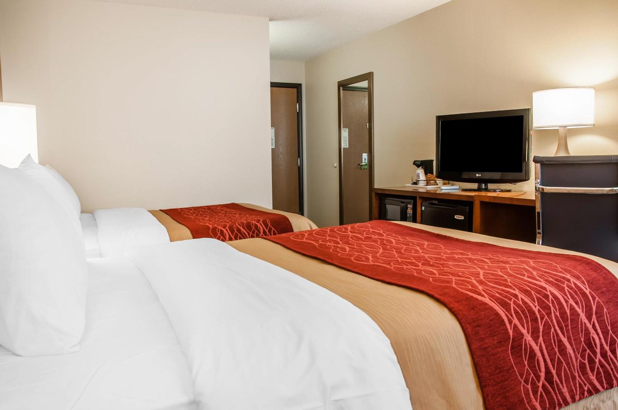 דיקינסון Comfort Inn מראה חיצוני תמונה